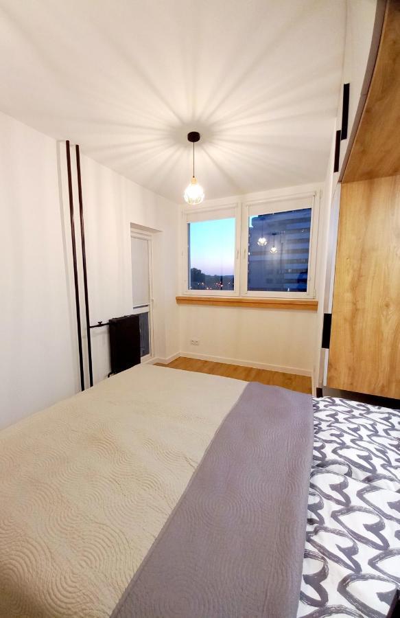 Neoapartments Lotnicza Wrocław Buitenkant foto