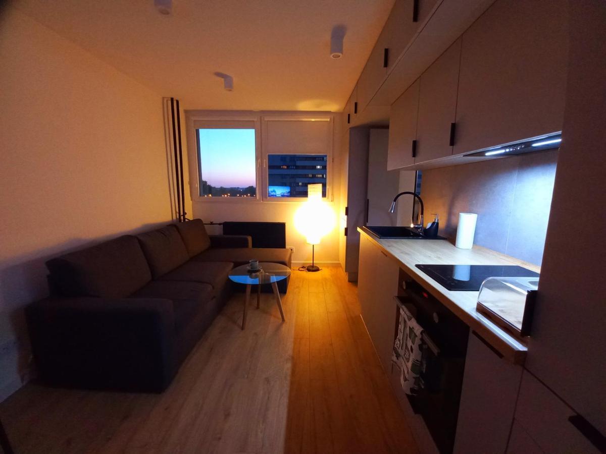 Neoapartments Lotnicza Wrocław Buitenkant foto