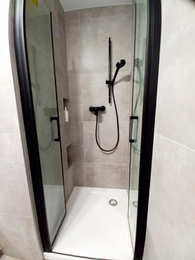 Neoapartments Lotnicza Wrocław Buitenkant foto