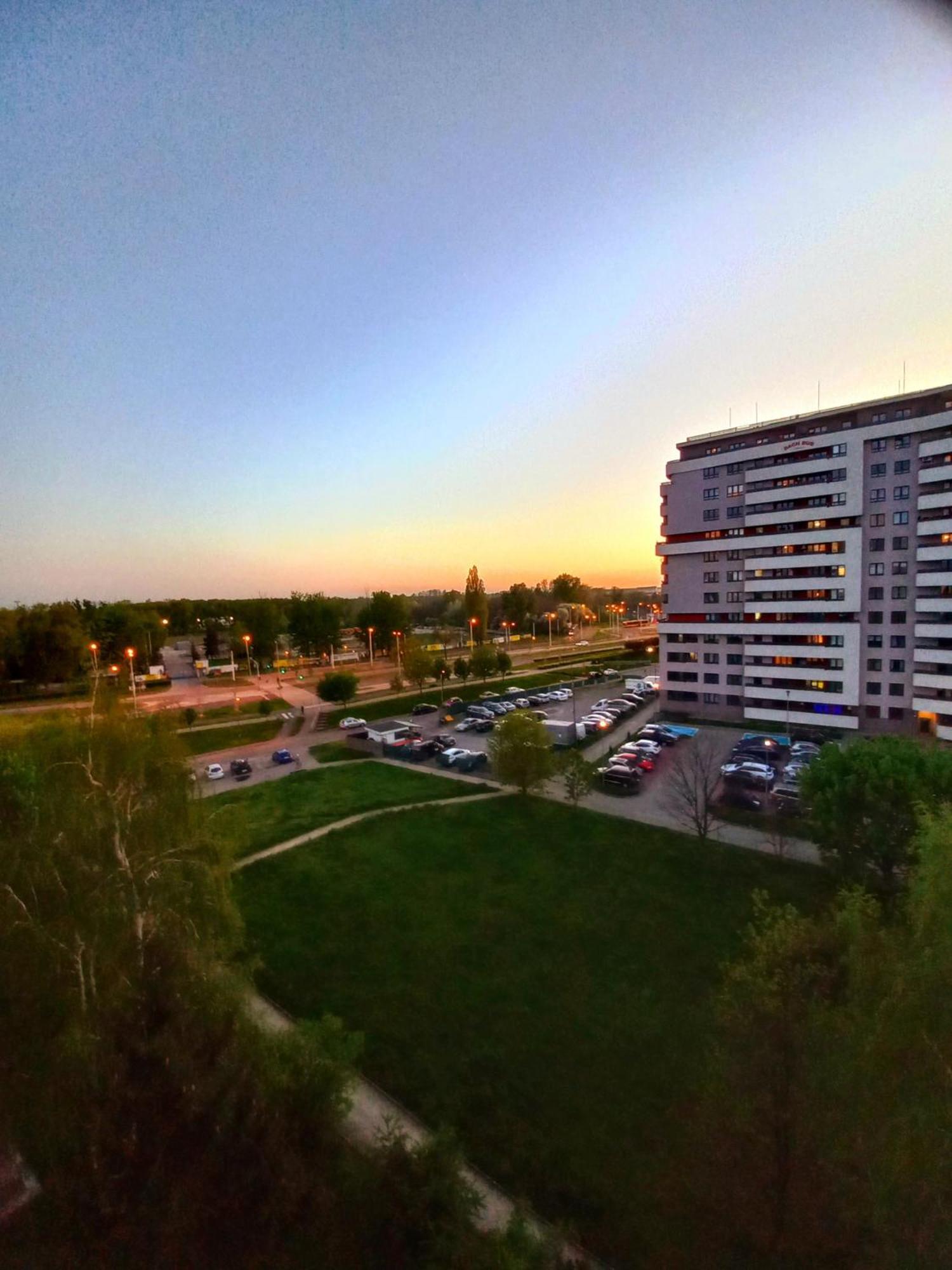 Neoapartments Lotnicza Wrocław Buitenkant foto